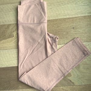 DYI SPORT Embossed Leopard Tight Himalayan Pink